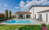 MAISON MODERNE QUASI AUTONOME AVEC PIECE DE VIE 80m2 – 5 pièces – 3 chambres – 163 m²