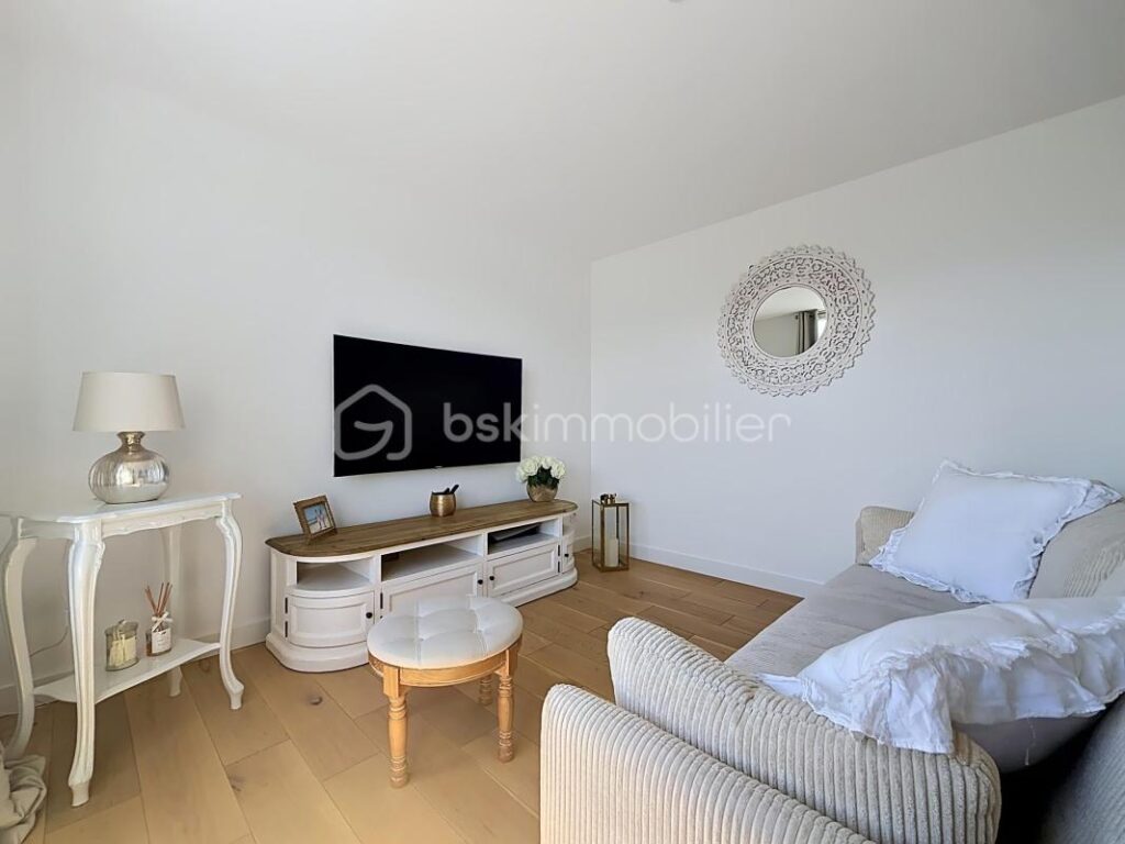 Appartement T3 de 53m2 avec balcon + cave – 3 pièces – 2 chambres – 53 m²