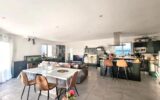 Plain-pied lumineux avec vue dégagée – laissez-vous séduire – 6 pièces – 3 chambres – 116 m²