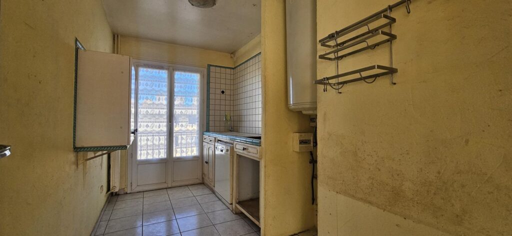 T4/5 – 107m² – Antibes Centre ville – A rafraîchir – 4 pièces – NR chambres – 107 m²