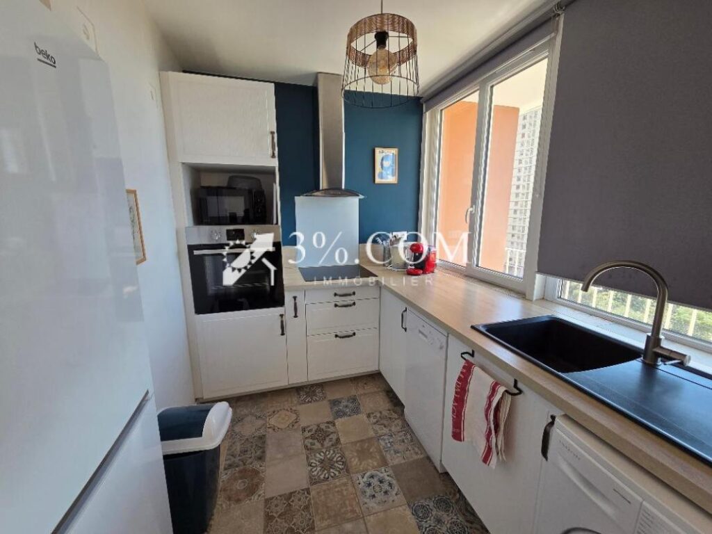 3%.COM MARSEILLE VOUS PROPOSE 13009 – LA ROUVIERE LOCATION D – 2 pièces – 1 chambre – 39 m²