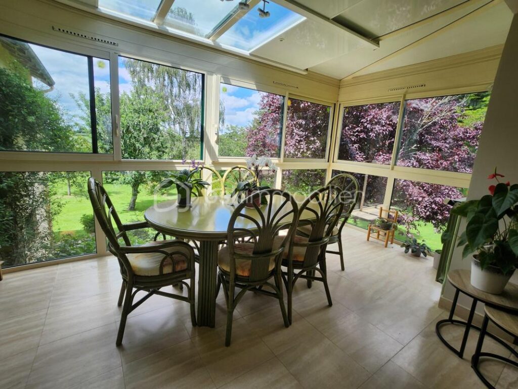 Maison familiale entretenue avec soin – 125 m² habitables – environnement calme et verdoyant – 6 pièces – 3 chambres – 125 m²