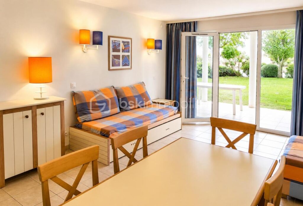 APPARTEMENT RDC T3 DE 51 M2 MEUBLE BARCARES – 3 pièces – 2 chambres – 51 m²