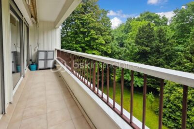 Appartement F3 – 65 m2 – Grand BALCON – cave – 3 pièces – 2 chambres – 65 m²