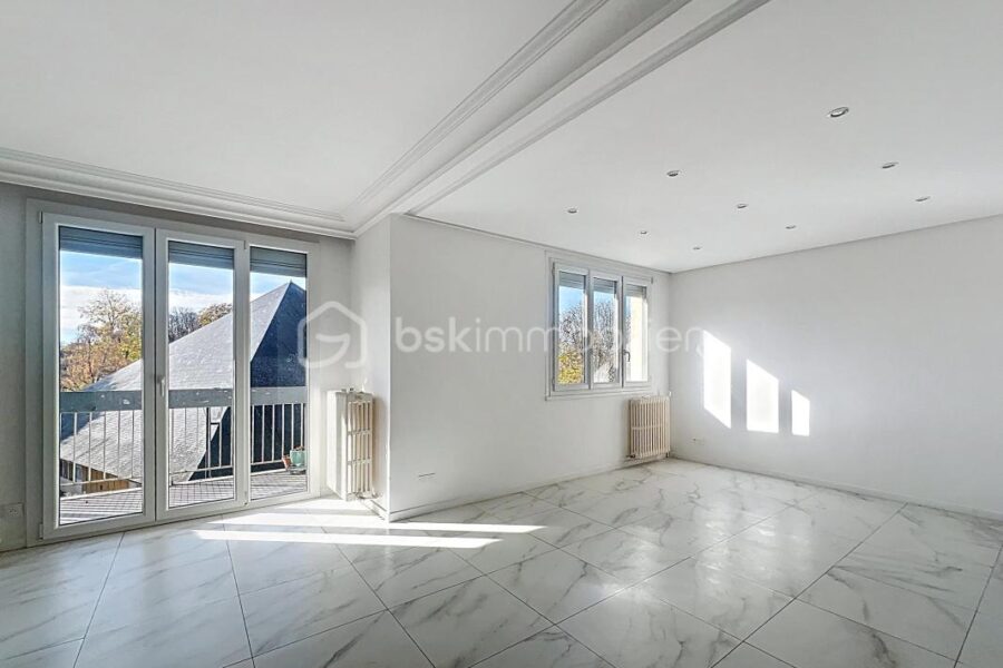 Appartement à vendre à L hay les roses