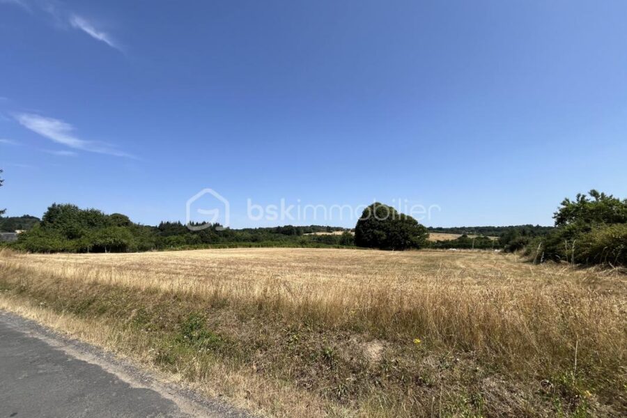 Terrain à vendre à Jumilhac le grand