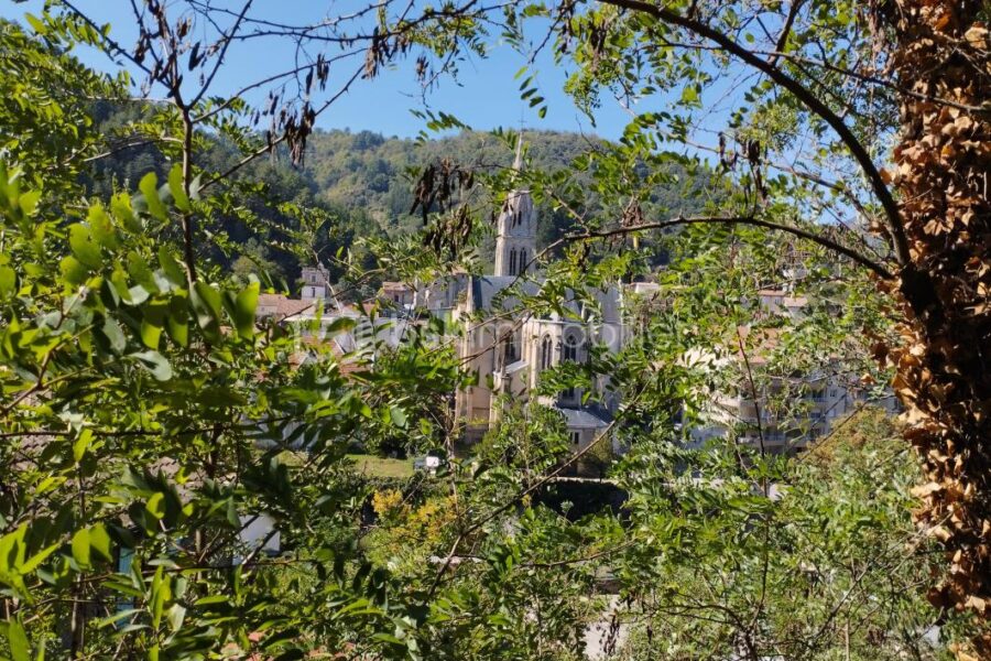 Terrain à vendre à Vals les bains
