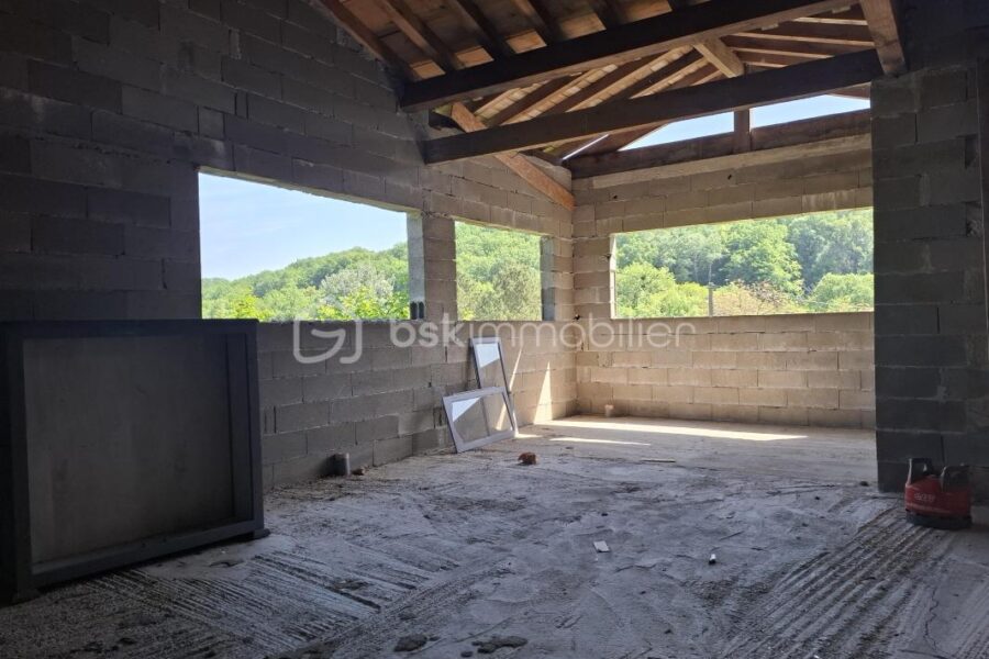Maison à vendre à Pessac sur dordogne
