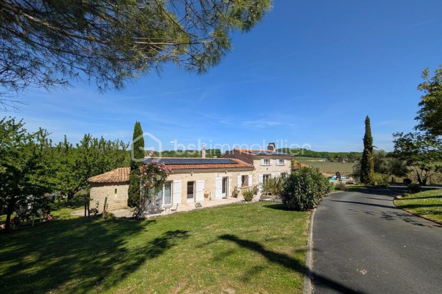 Maison à vendre à Villegouge
