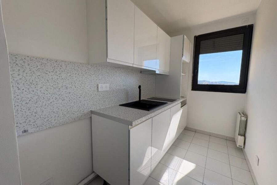 Appartement à louer à Saint laurent du var