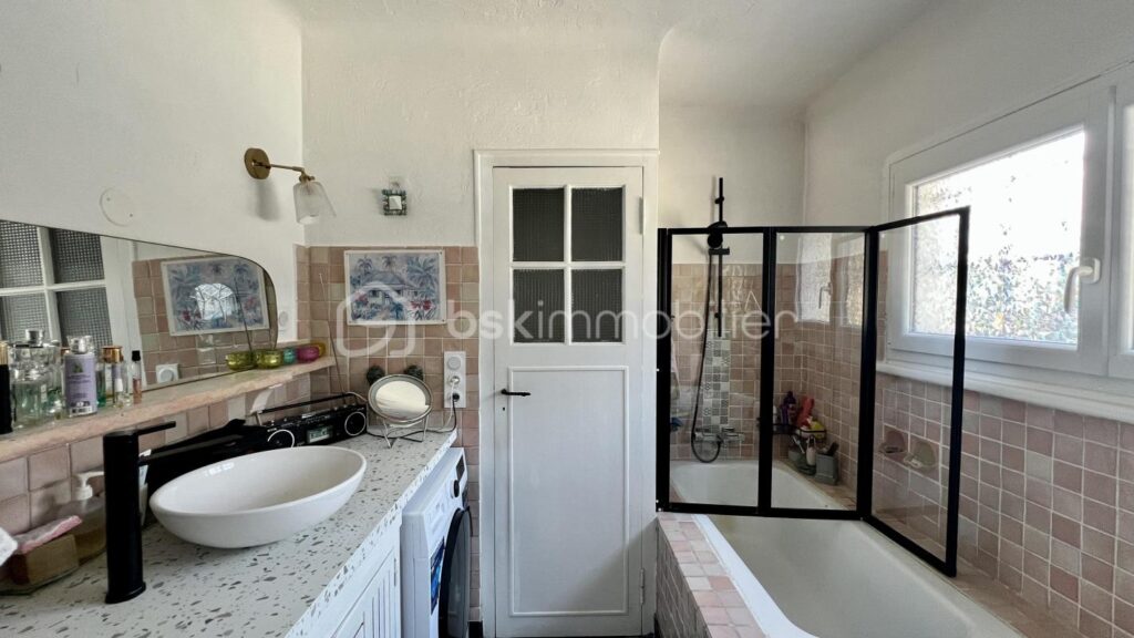 Villa 7 pièces La Colle-sur-Loup – Vue Saint-Paul-de-Vence – Maison d&rsquo;ami indépendante – 7 pièces – 5 chambres – 225 m²
