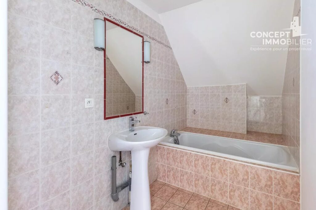 Maison individuelle Augny 5 chambres – 7 pièces – NR chambres – 228.8 m²