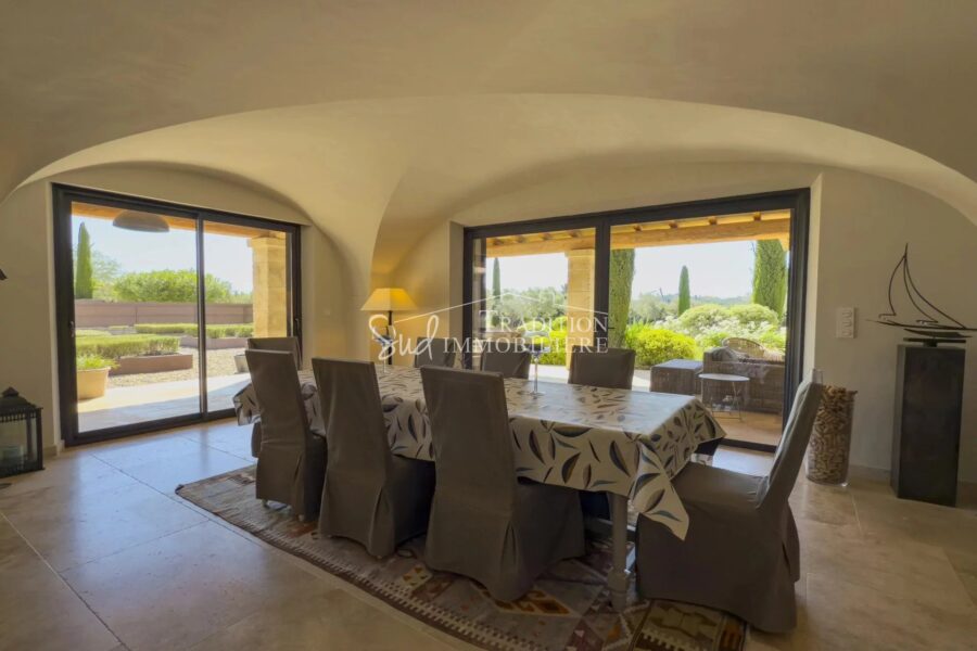 Maison à vendre à Paradou
