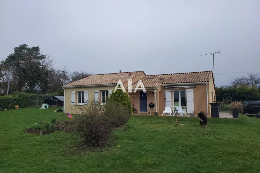 Maison à vendre à Taizé-aizie