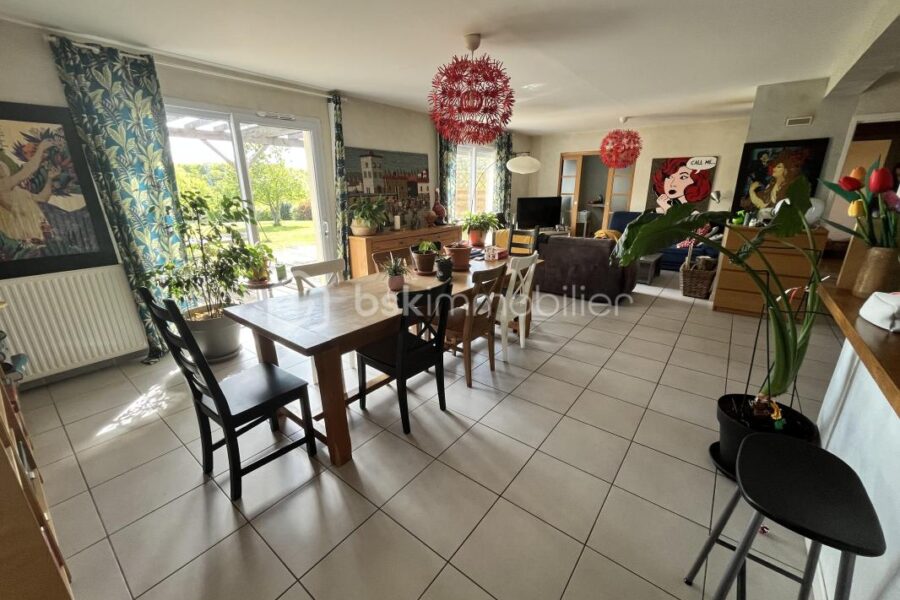 Maison à vendre à Champvoux