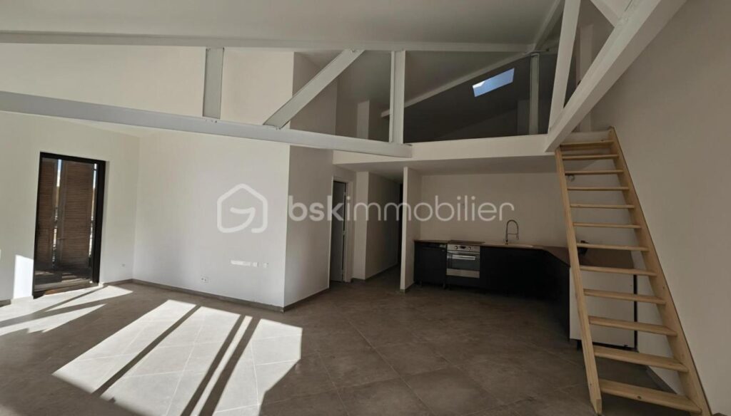 APPARTEMENT DE 79 M² AVEC TERRASSE – DRAGUIGNAN – 3 pièces – 3 chambres – 79 m²
