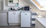 Chambre de service avec vue sur toits de Paris – PARIS 8 – 1 pièce – 1 chambre – 7 m²