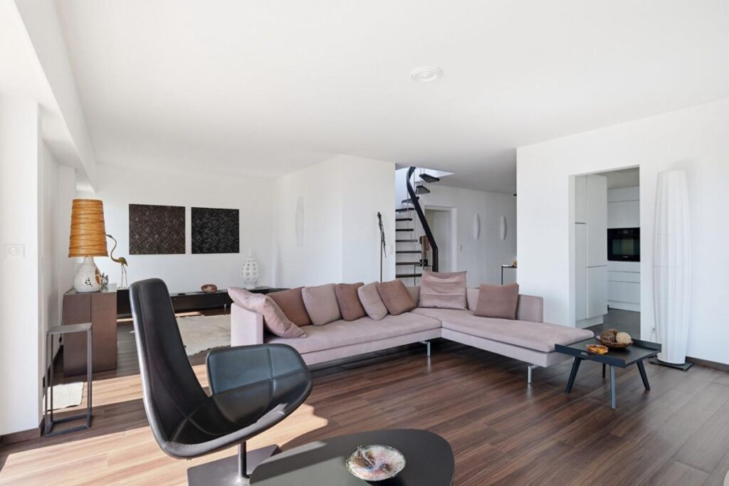 Annecy Le Vieux appartement 6 pièces – terrasse sommitale – 6 pièces – 3 chambres – 138 m²