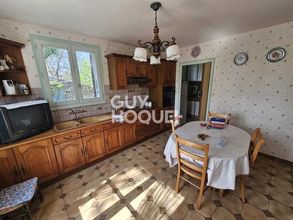 Maison – 4 pièces – 3 chambres – 98 m²
