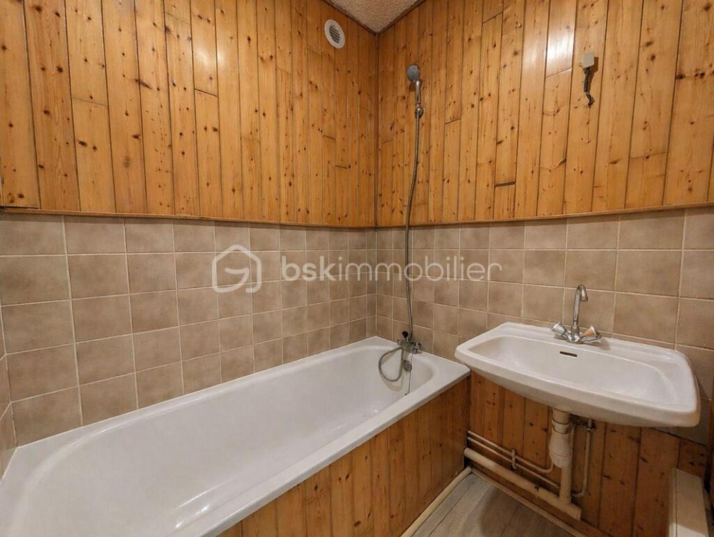Grand T2 Refait a neuf – 3 pièces – 1 chambre – 50 m²