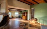 🏡 **Maison de village pleine de charme au cœur de Sault – 156 m² env. avec fort potentiel !** 🏡 – 6 pièces – 5 chambres – 156 m²