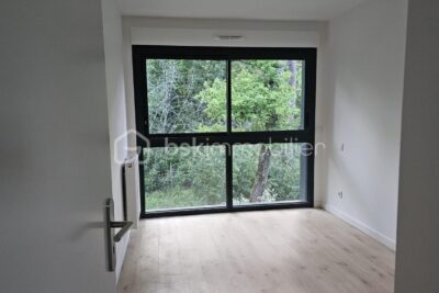 Maison Duplex T5 Neuve avec Jardin et Garage – Le Taillan-Médoc – 5 pièces – 4 chambres – 91 m²