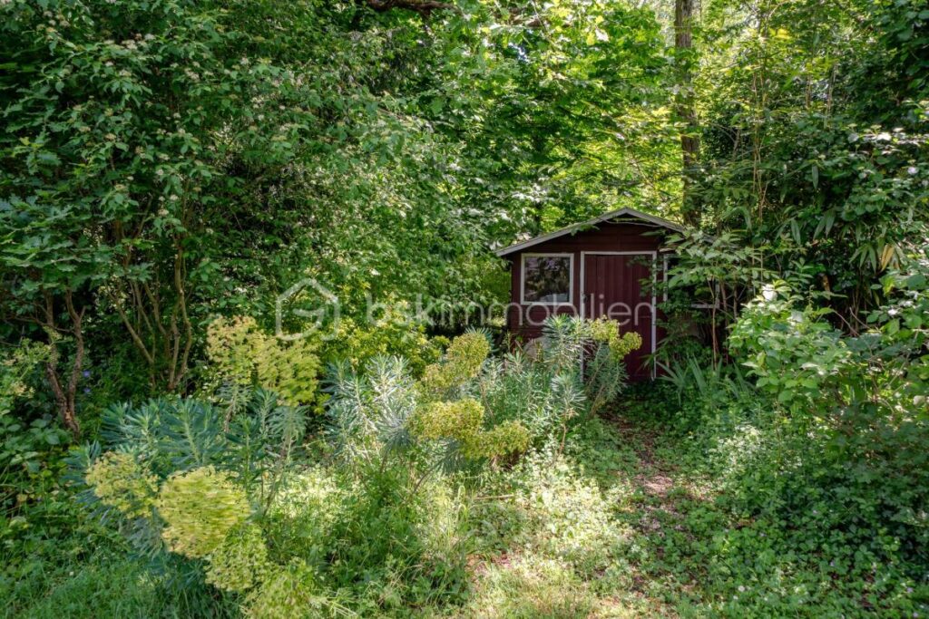 Grande maison familiale en lisière de bois – 8 pièces – 4 chambres – 190 m²