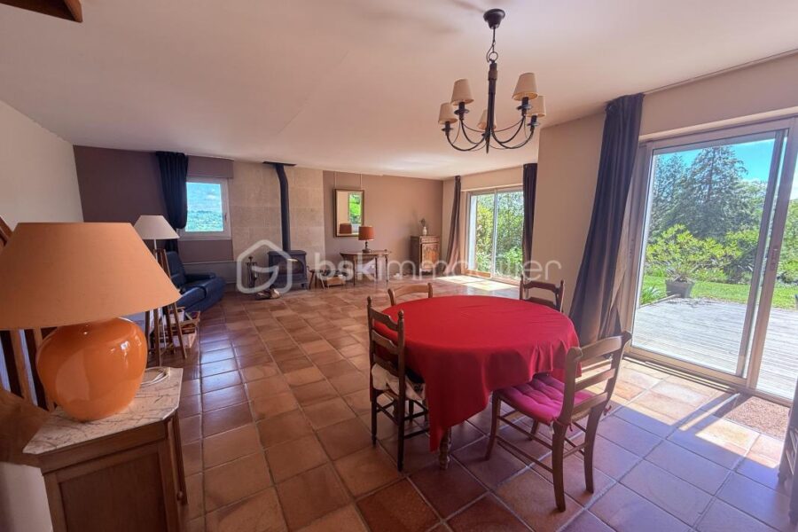 Maison à vendre à Pont l eveque