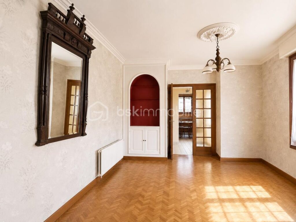 Maison de bourg de plain-pied de 107m2 Boistrudan – 4 pièces – 2 chambres – 107 m²
