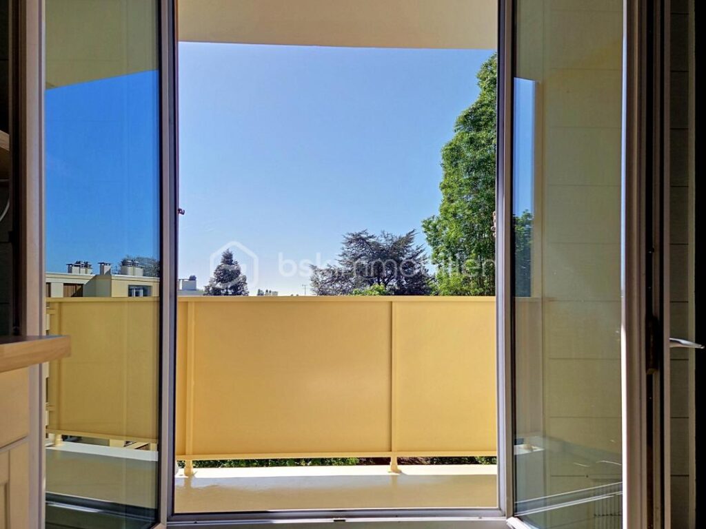 Appartement F4 résidence Chanteclair – 4 pièces – 3 chambres – 72 m²