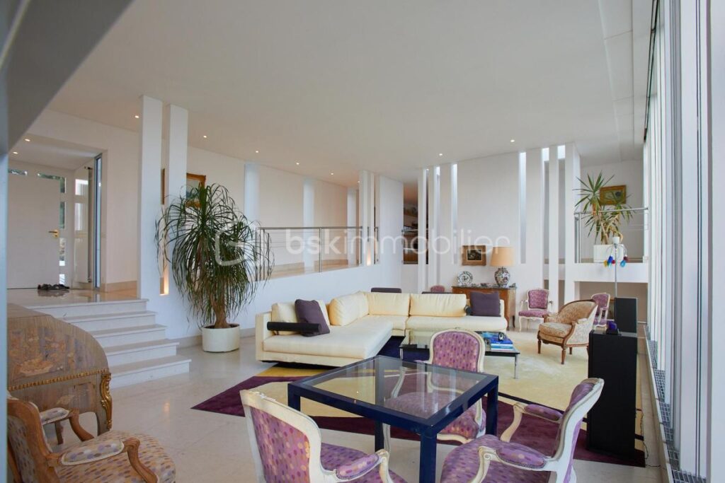 Propriété d’exception à Étables-sur-Mer – 7 pièces – 4 chambres – 248 m²