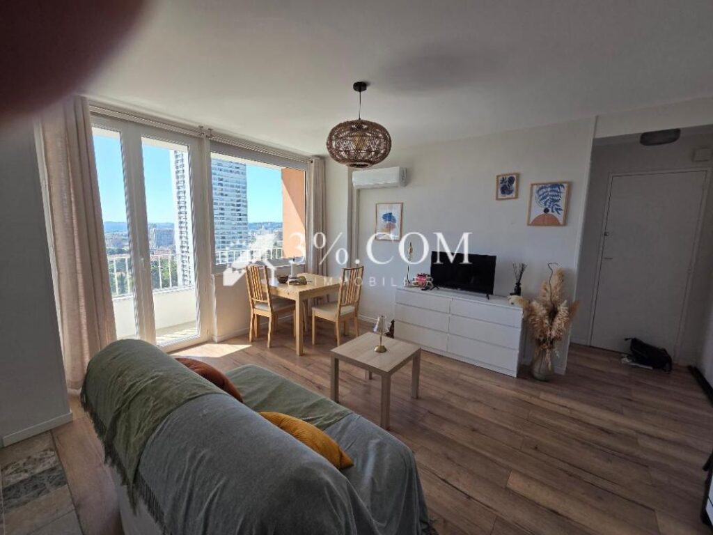 3%.COM MARSEILLE VOUS PROPOSE 13009 – LA ROUVIERE LOCATION D – 2 pièces – 1 chambre – 39 m²