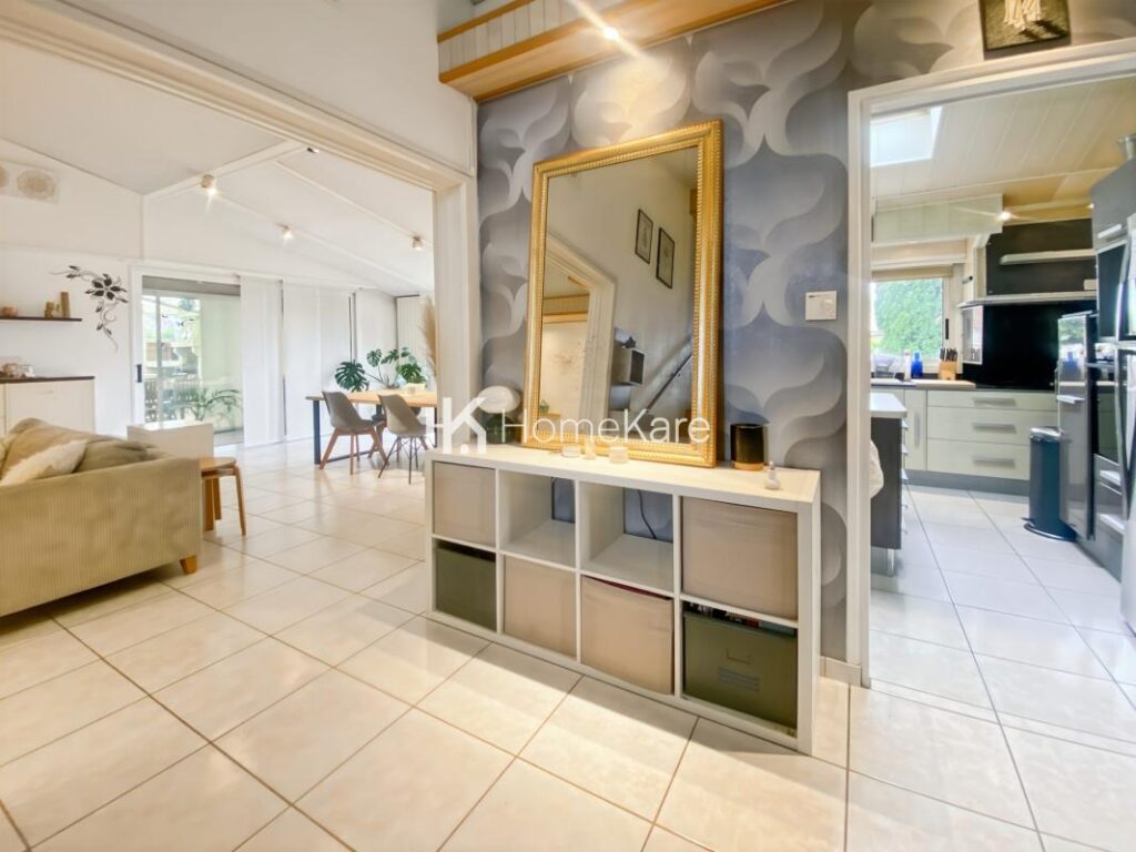 Maison atypique de qualité – 5 pièces – 4 chambres – 150 m²