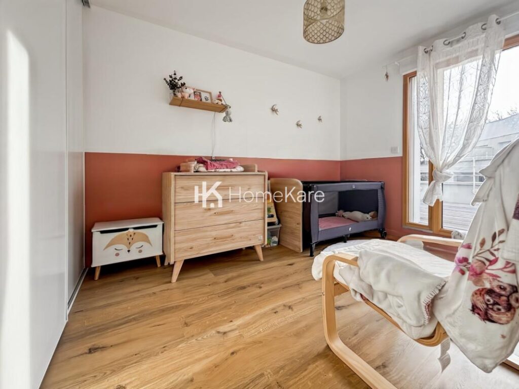 RARE SUR LE SECTEUR: VOUS N&rsquo;AVEZ PLUS QU&rsquo;A POSER LES VALISES ! – 4 pièces – 3 chambres – 90 m²