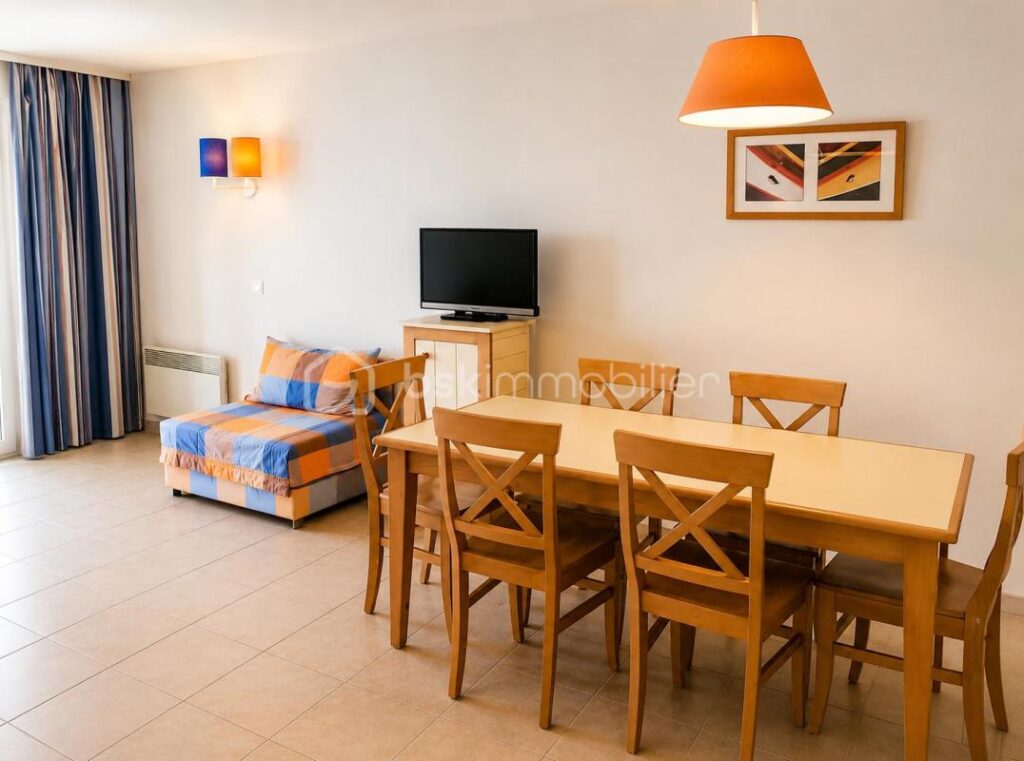 APPARTEMENT RDC T3 DE 51 M2 MEUBLE BARCARES – 3 pièces – 2 chambres – 51 m²