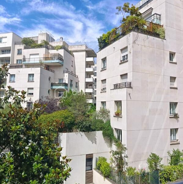 Appartement à vendre à Issy les moulineaux — Vue parc — photo 4