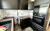 Appartement lumineux traversant entièrement rénové – Vue étang- Parking – Cave – 3 pièces – 2 chambres – 52 m²