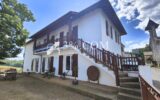 Maison de caractère 7 chambres avec vue dégagée, piscine et – 9 pièces – 7 chambres – 214 m²
