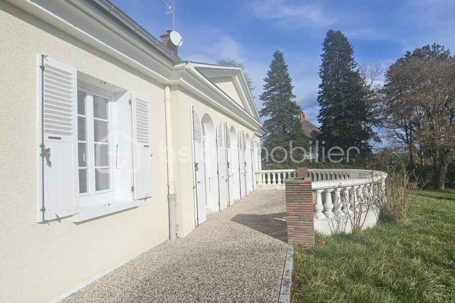 Maison à vendre à Saint remy en rollat