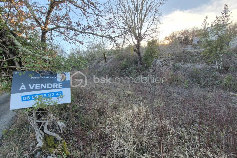 Terrain à vendre à Balazuc