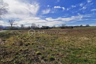 Terrain à vendre à Lespouey
