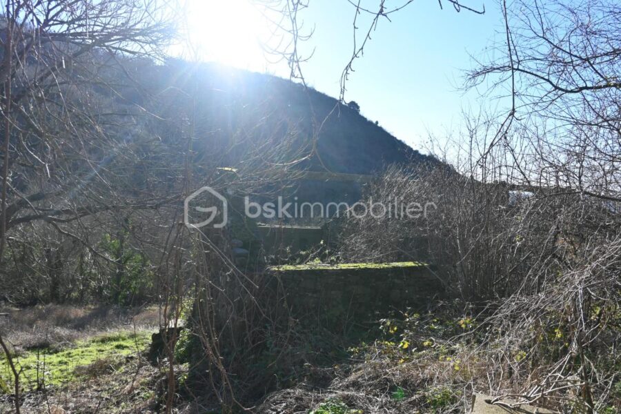 Terrain à vendre à Lunas