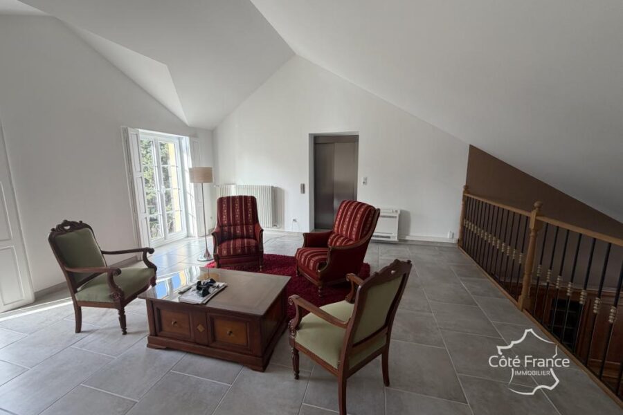 Maison à vendre à Haudrecy