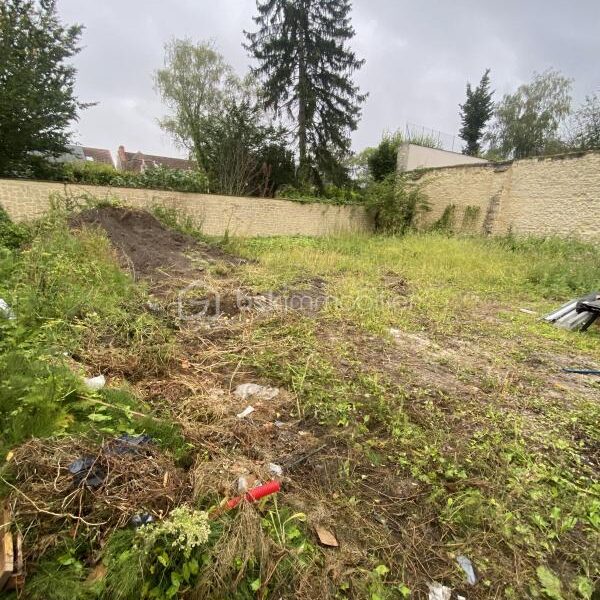 Terrain à vendre à Etampes