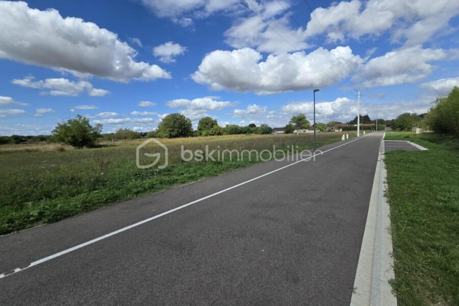 Terrain à vendre à Courlon sur yonne