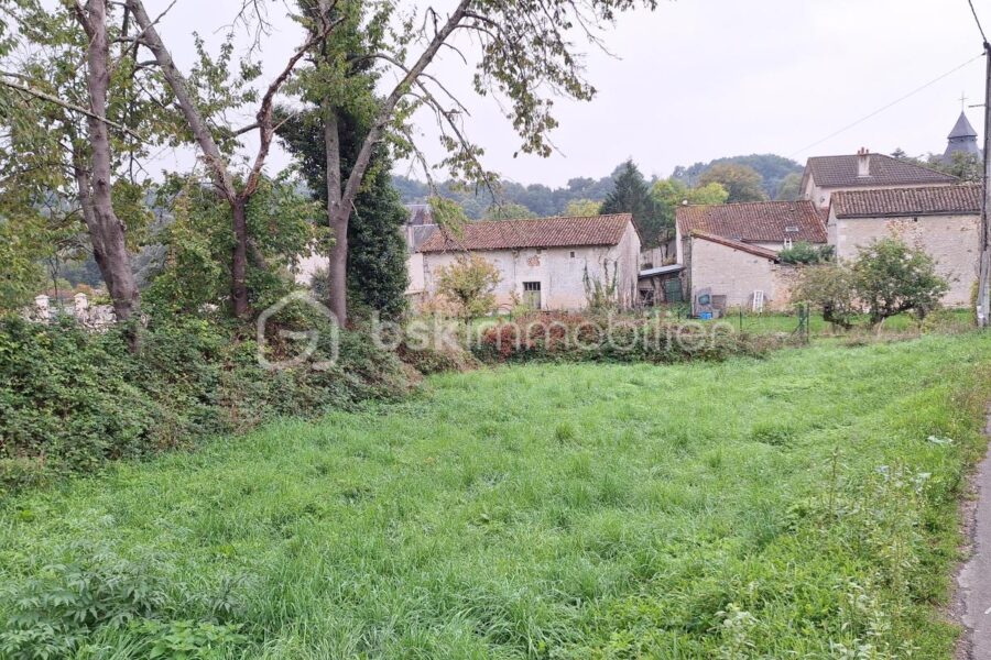 Terrain à vendre à Vouleme