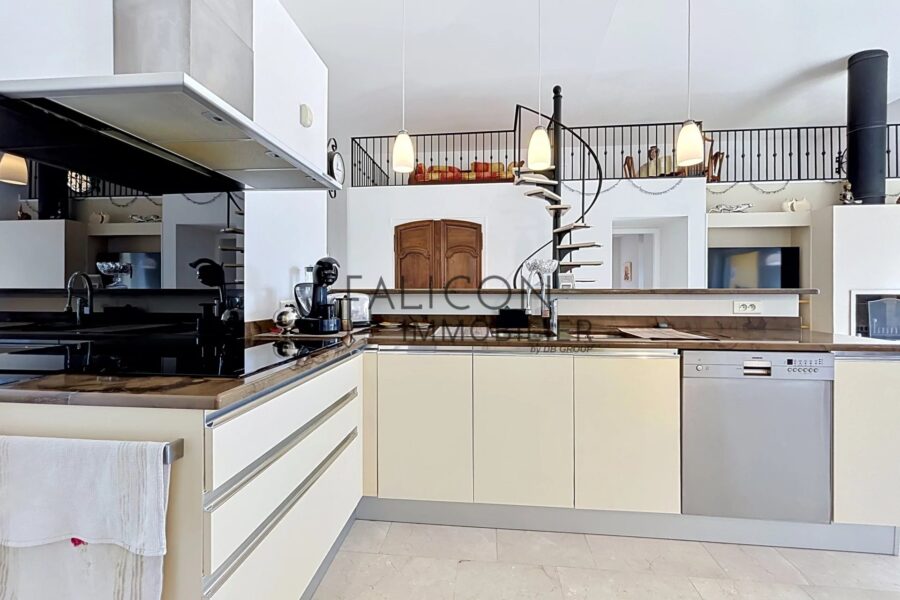 Maison à vendre à Falicon