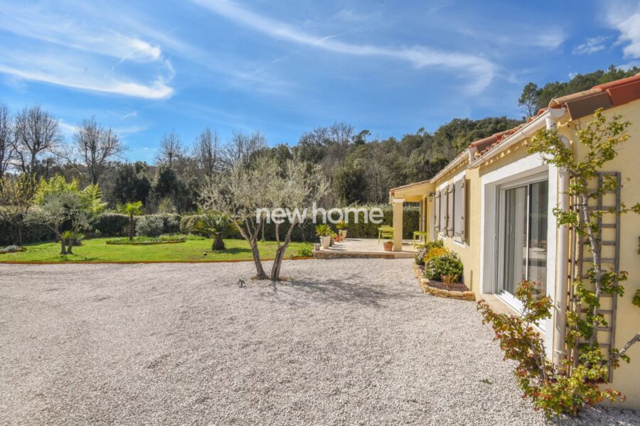 Maison à vendre à Entrecasteaux