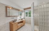 Propriété contemporaine à proximité du Lac Leman – 8 pièces – 5 chambres – 240 m²