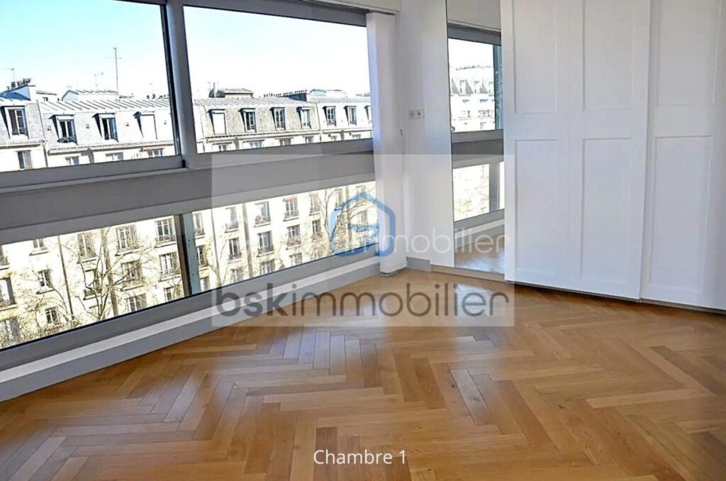 Appartement 3 pièces – 46 m² d&rsquo;espace extérieur – étage élevé – double exposition – 3 pièces – 2 chambres – 72 m²